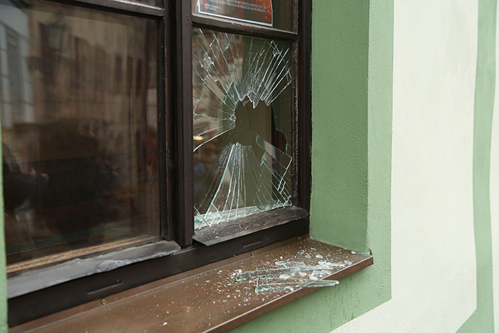 A2B Glass are able to board up broken windows while they are being repaired in Wisbech.